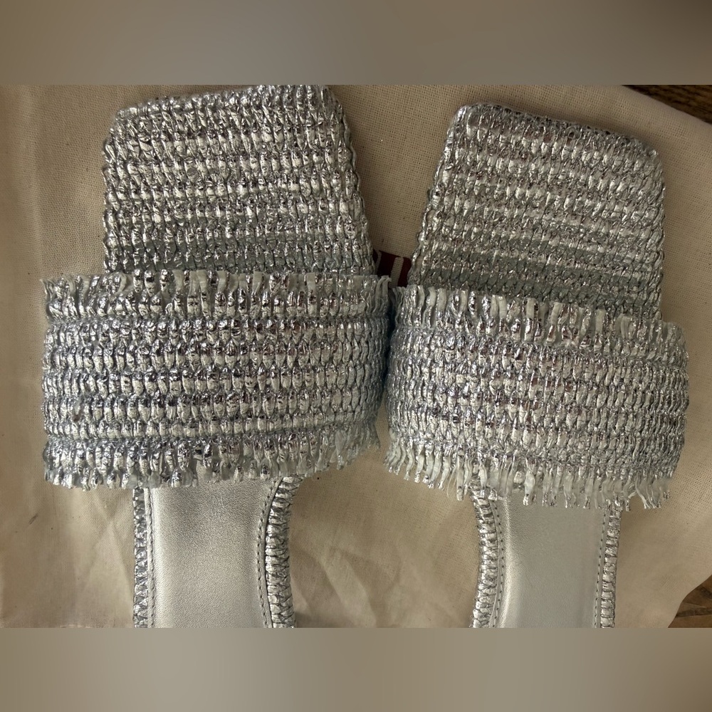 NWT Cult Gaia Ada Metallic Raffia Mules in Silver Size 37.5 - Picture 5 of 6